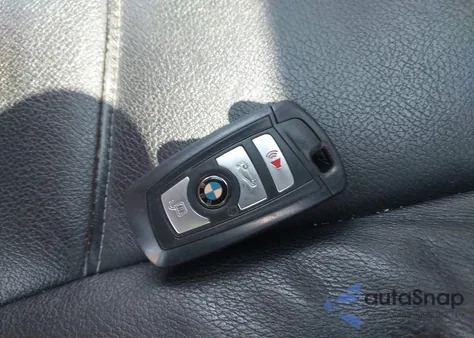 2013 BMW X3 xDrive28I z USA, uszkodzony, nr VIN 5UXWX9C56D0A29589